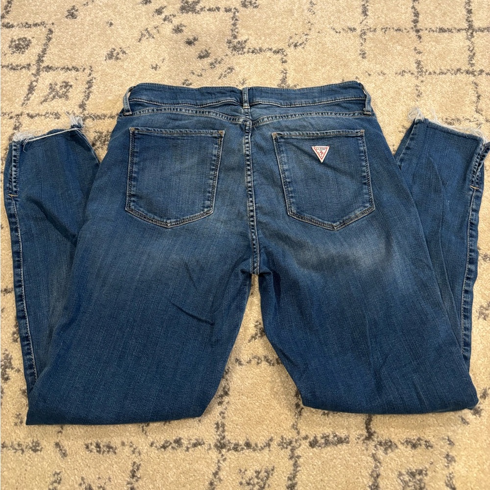 Guess Women’s Sexy Curve Jeans Size 31